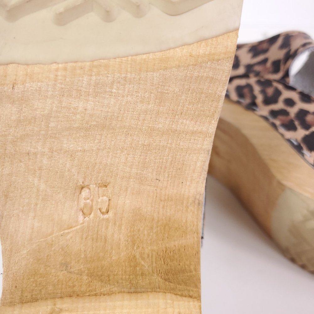 Hanna Andersson Cheetah/Leopard Print Wood Clogs - Picture 7 of 9